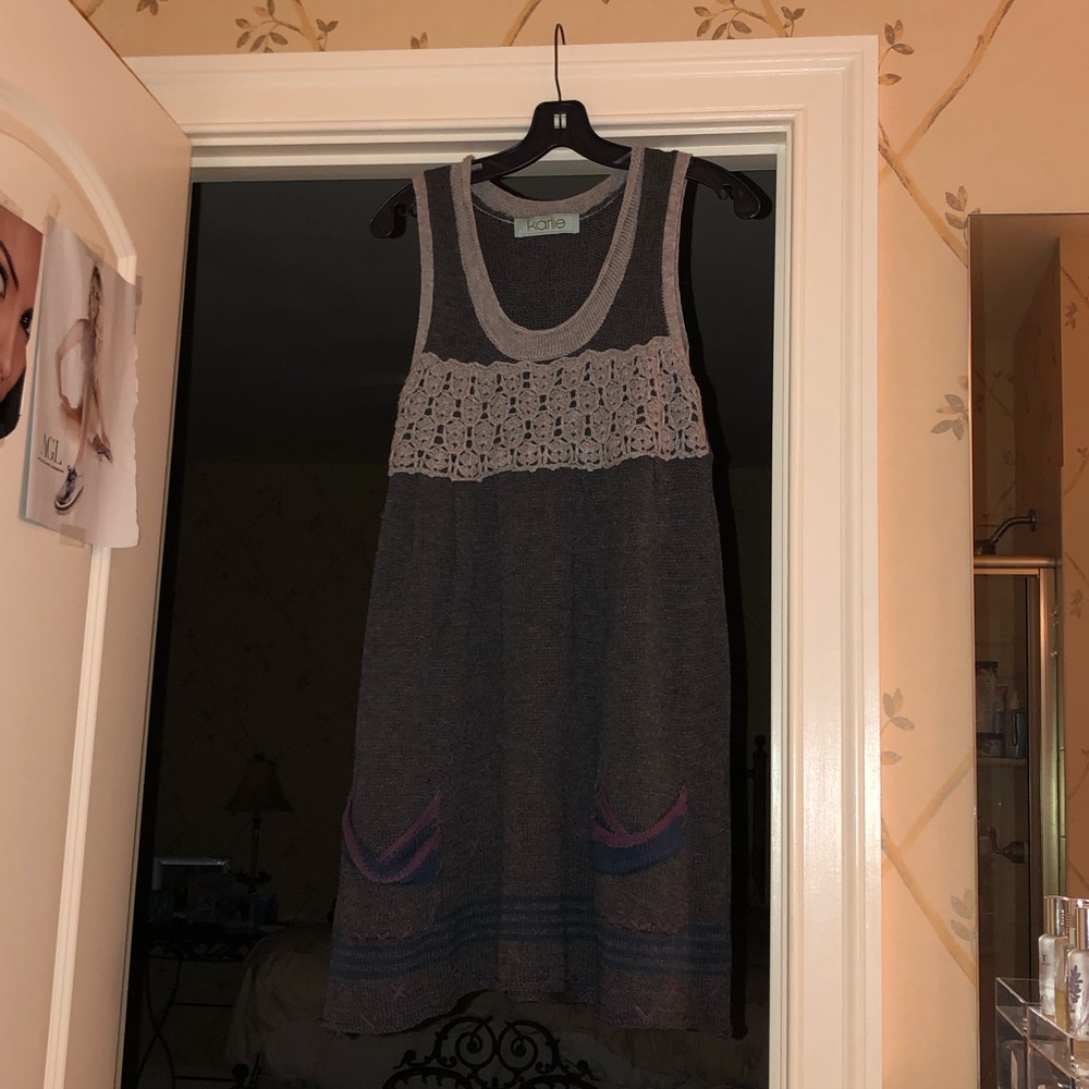 Causal dress